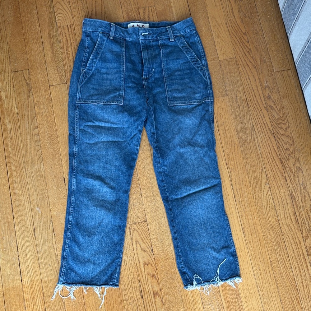 AMO Relaxed Fit Blue Jeans with Frayed Hem
